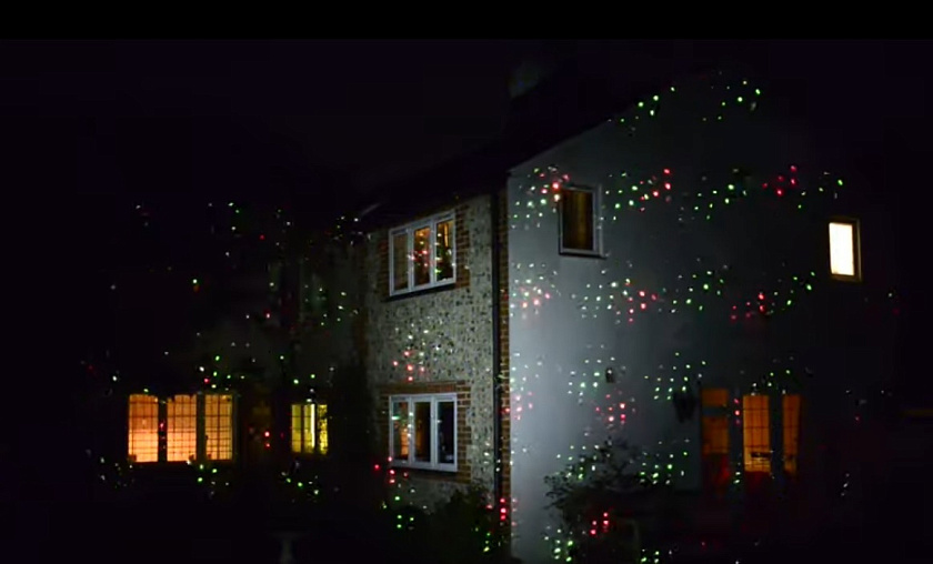 Проектор уличный лазерный новогодний для подсветки домов и деревьев Garden RGB